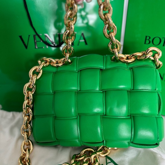 Bottega Veneta Green Crossbody Bag with Gold Chain - Picture 3 of 3